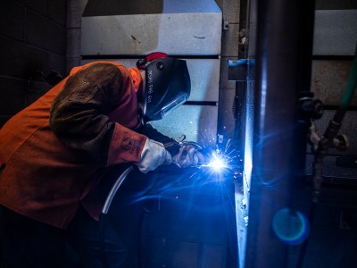 Students learning to weld in a classroom at the Madera South High School 20-acre farm on April 2, 2024. Welding is one of thousands of career-focused courses in California high schools. Photo by Larry Valenzuela, CalMatters/CatchLight Local